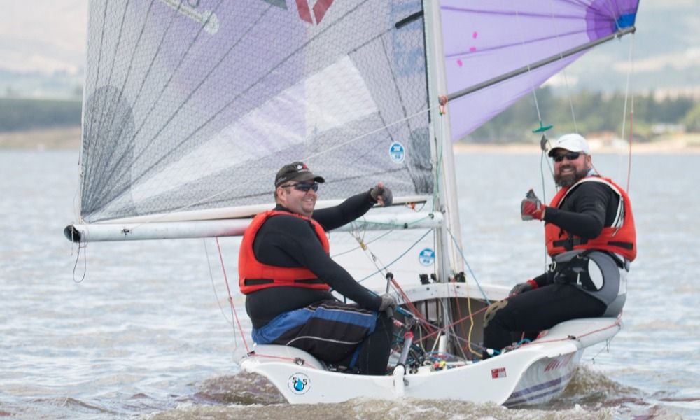 505 dinghy sailing